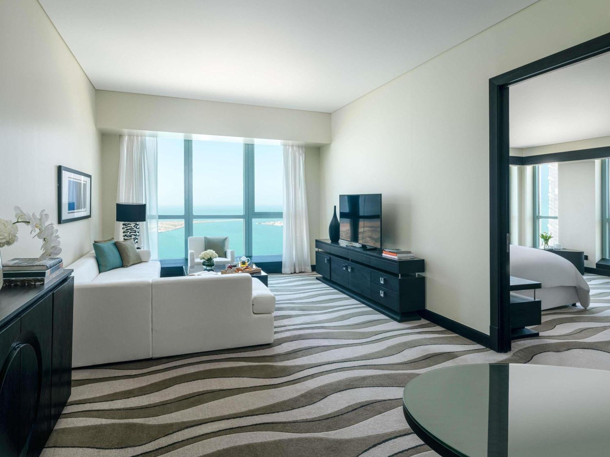 Sofitel Abu Dhabi Corniche Hotel Exterior foto